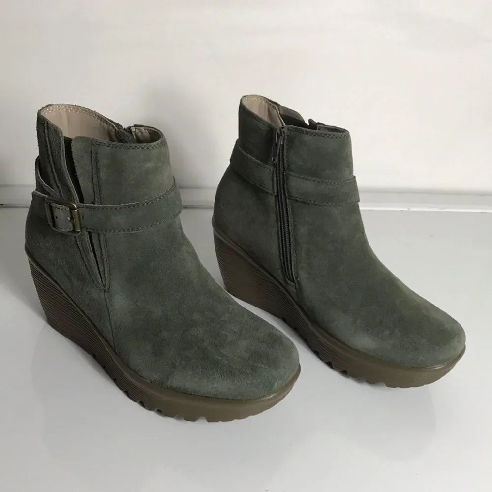 Skechers Day Date Suede Parallel Wedge Ankle Boots